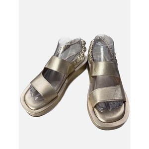 Beach By Matisse Sable Sandals Gold Size 7 Beach Summer Bohemian Neutral